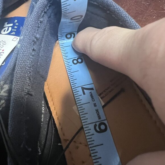 New York Yankees NY AOP Canvas Shoes WMN Small 5/6 Forever Collectibles MLB - Picture 9 of 10